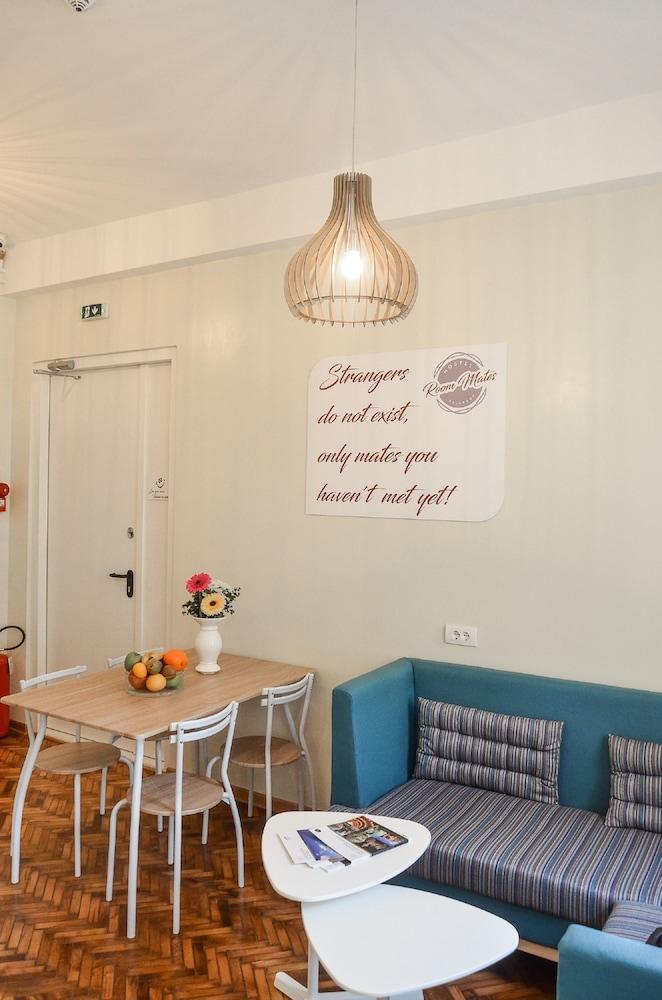 Roommates Hostel Белград Екстериор снимка