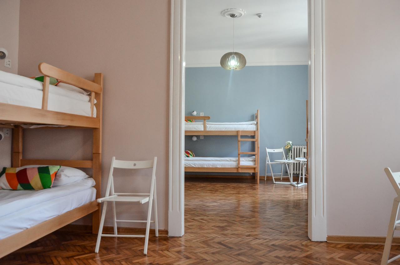Roommates Hostel Белград Екстериор снимка