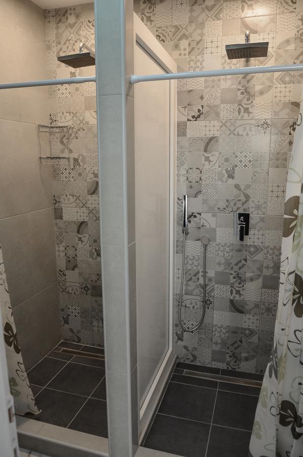 Roommates Hostel Белград Екстериор снимка
