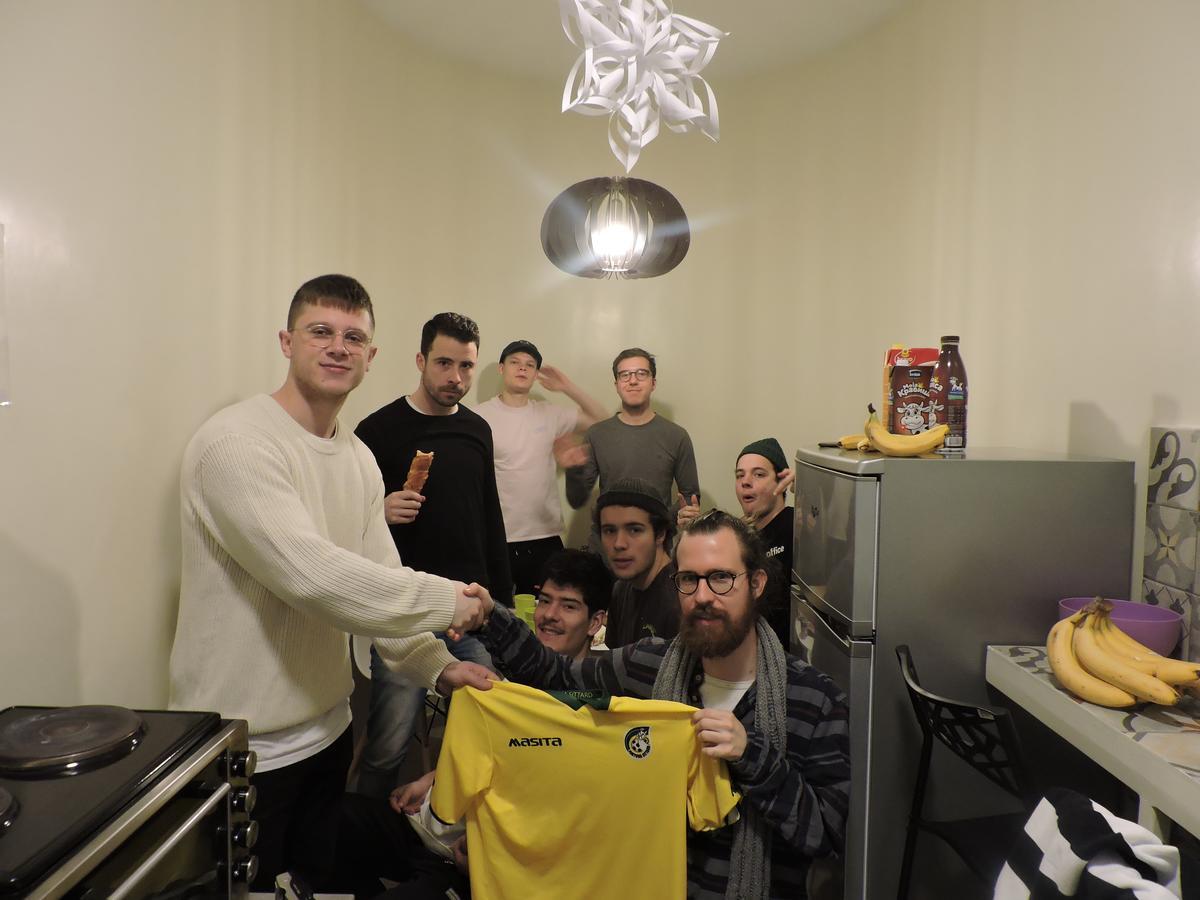 Roommates Hostel Белград Екстериор снимка