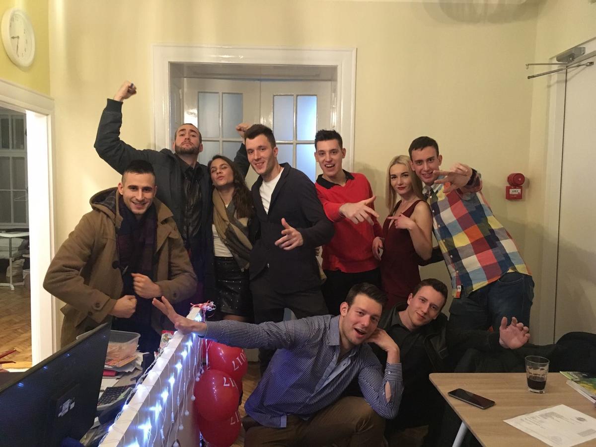 Roommates Hostel Белград Екстериор снимка