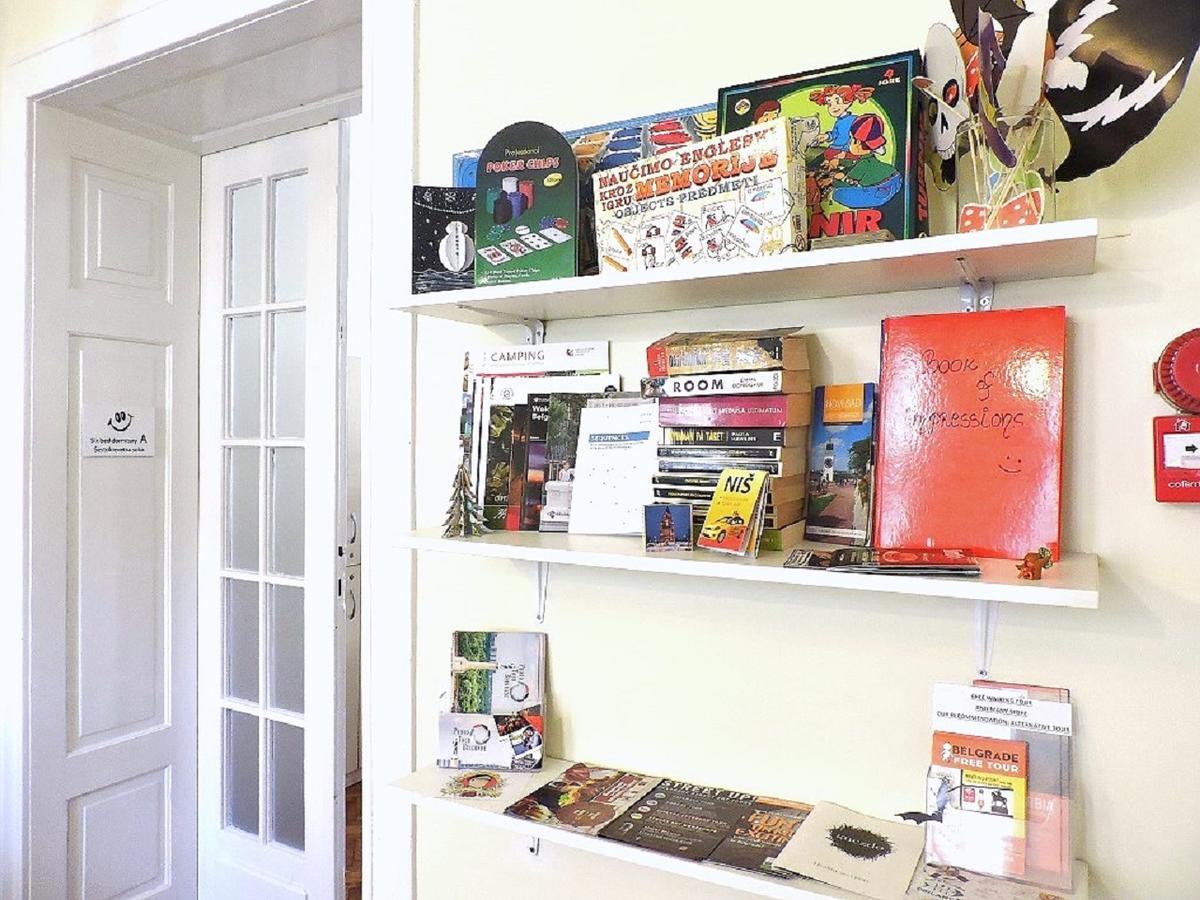 Roommates Hostel Белград Екстериор снимка